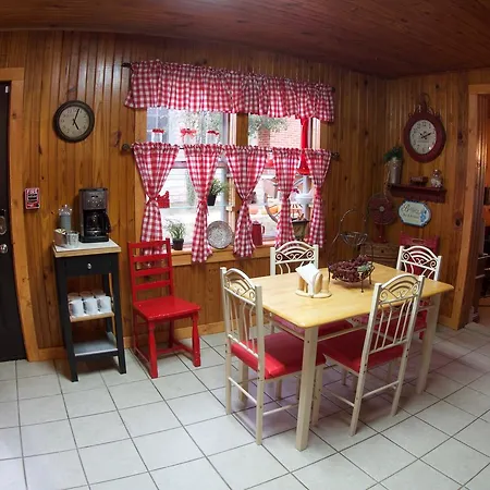 Bridget'S B&B-2